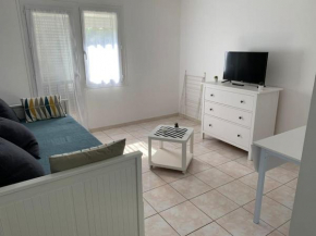 Studio au calme à 400 m de la plage